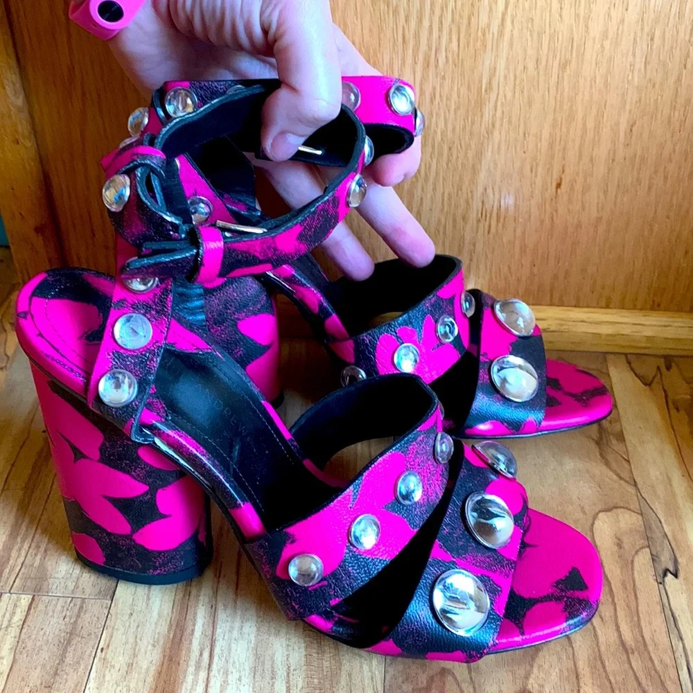 RARE Paul Andrew size 37 / 7 designer sandals pink black 4.5” block heel studs